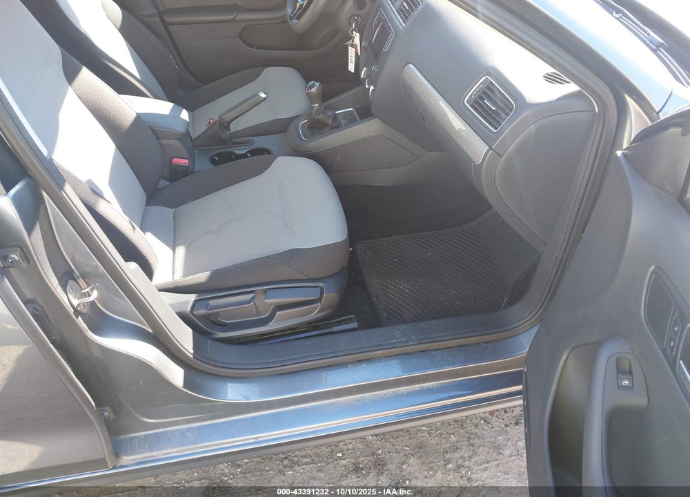 2017 VOLKSWAGEN JETTA 1.4T S VIN: 3VW167AJ9HM337744