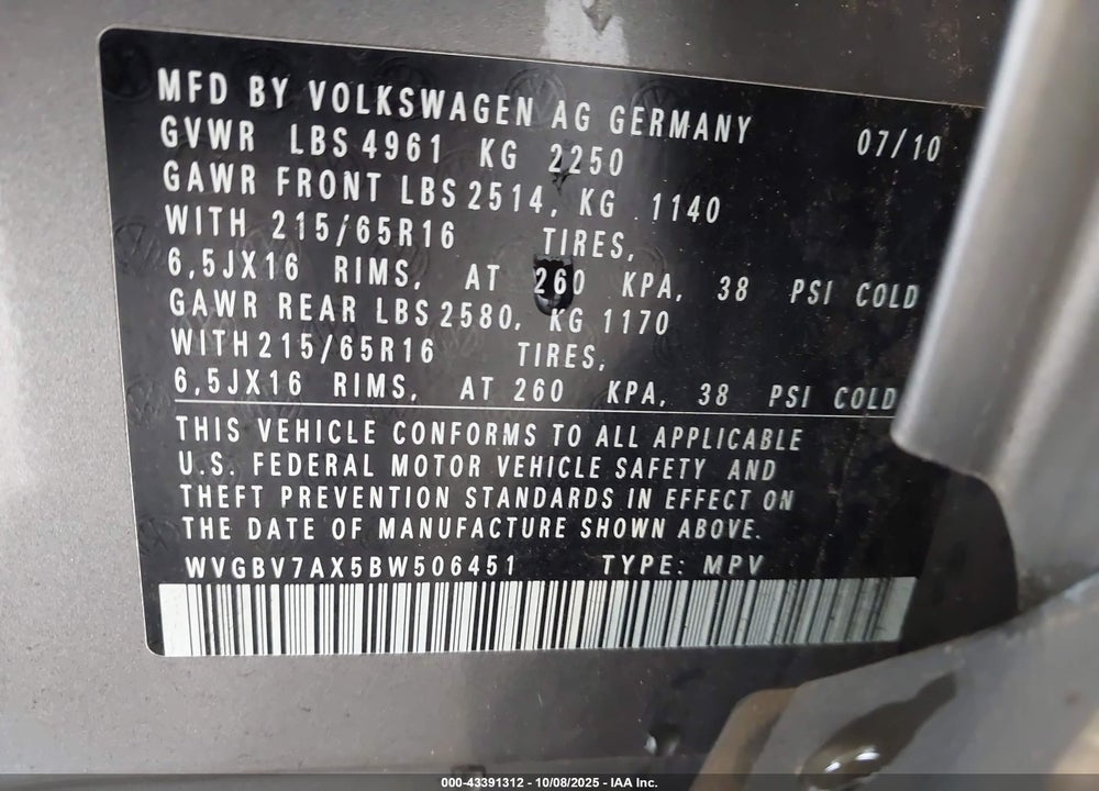 2011 VOLKSWAGEN TIGUAN VIN: WVGBV7AX5BW506451