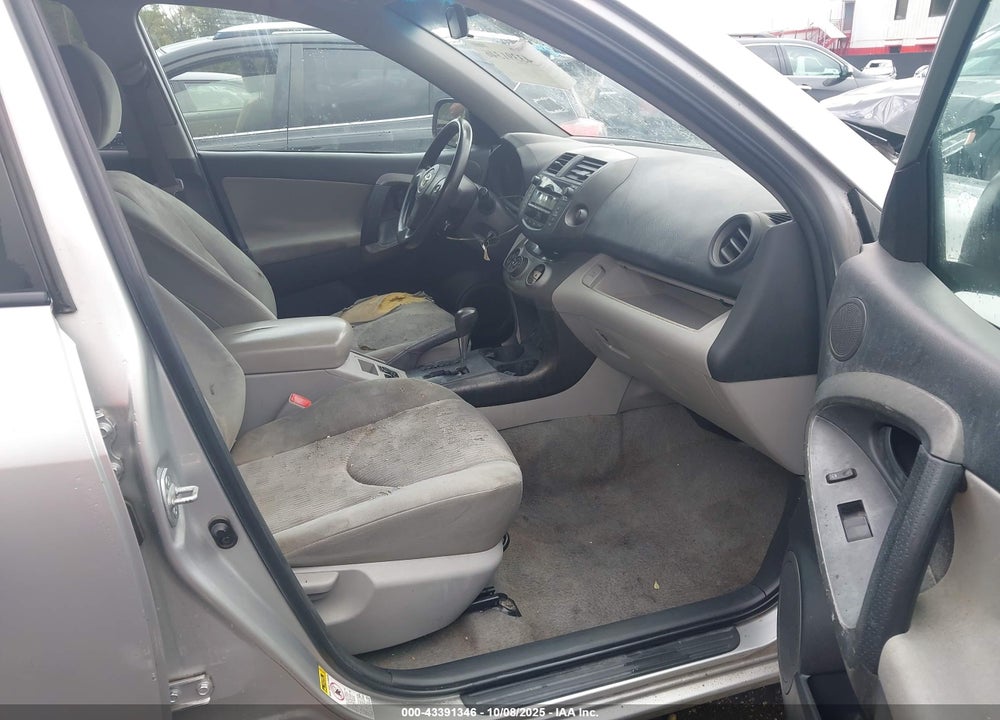 2011 TOYOTA RAV4 VIN: 2T3BF4DV8BW108711