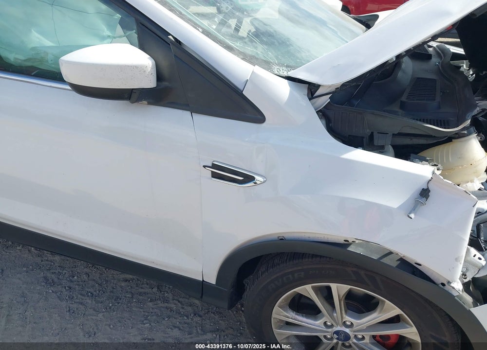 2018 FORD ESCAPE VIN: 1FMCU9GD9JUC89870