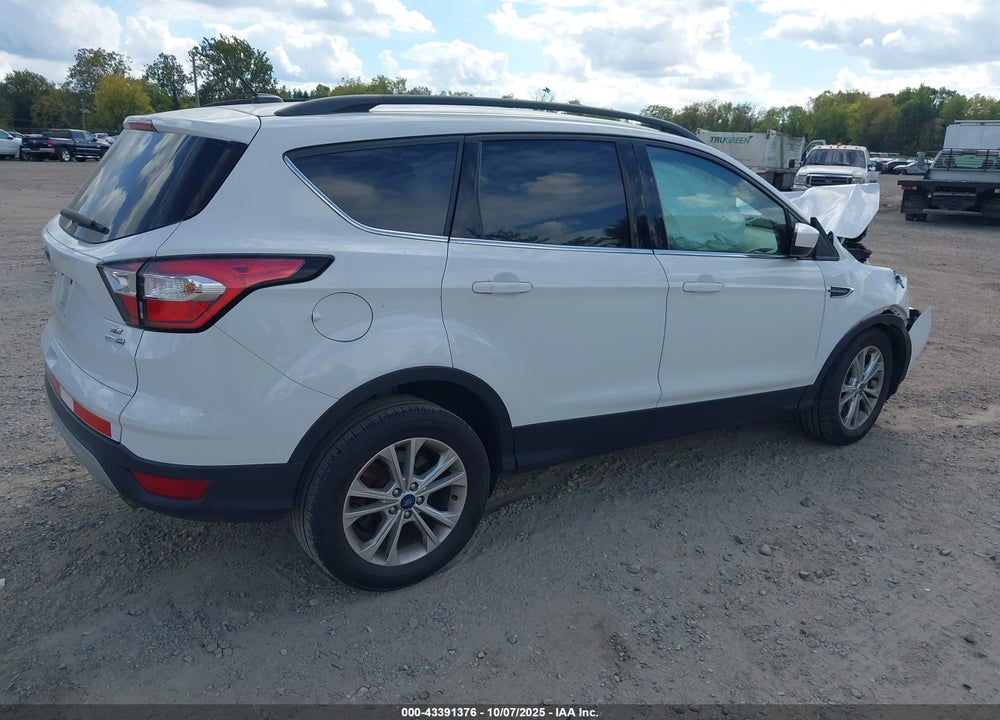 2018 FORD ESCAPE VIN: 1FMCU9GD9JUC89870