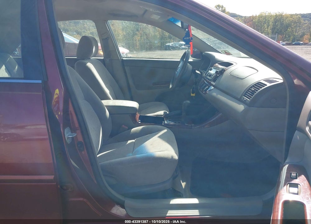 2003 TOYOTA CAMRY LE VIN: 4T1BE32K93U193977
