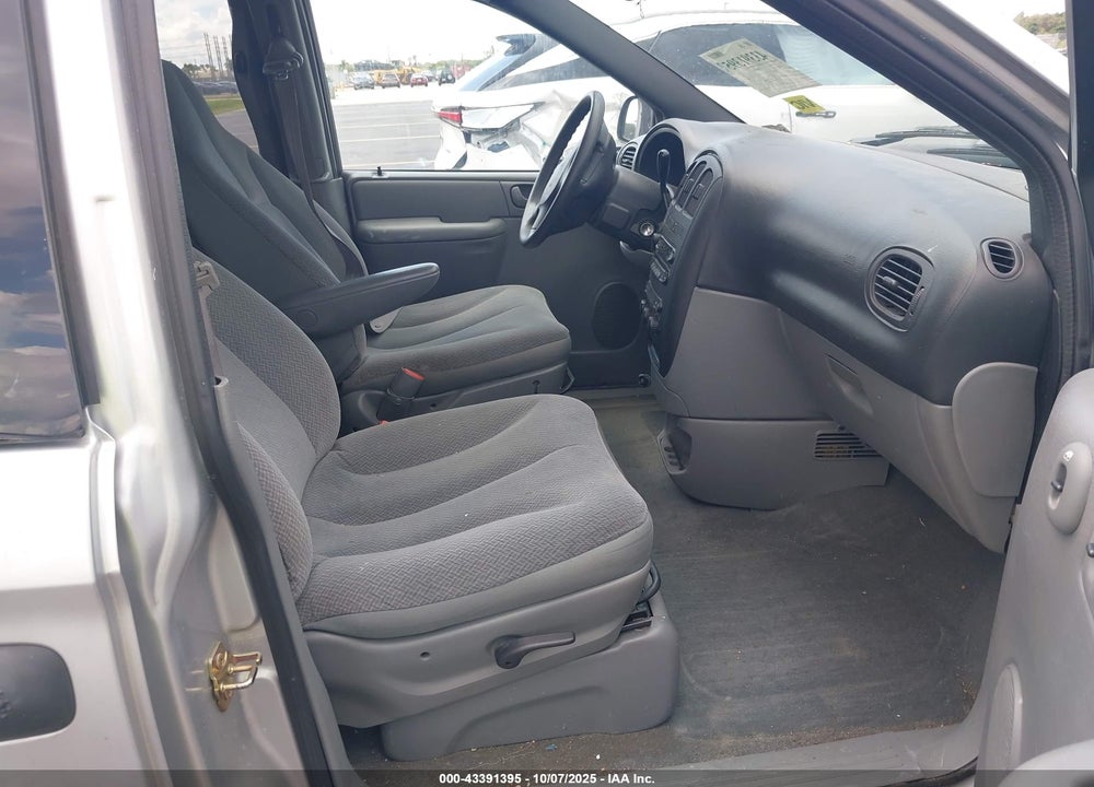 2005 DODGE CARAVAN SE VIN: 1D4GP25B75B142019