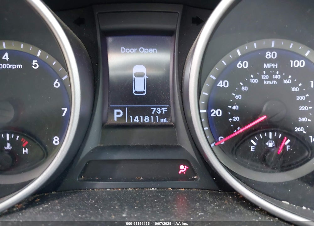 2016 HYUNDAI SANTA FE SE VIN: KM8SMDHF3GU144329