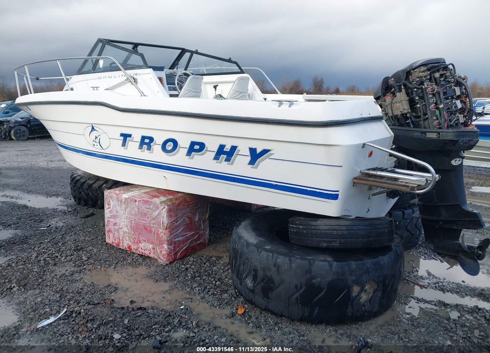 1993 BAYLINER TROPHY VIN: USCB88FFK293