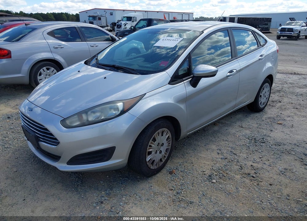 2018 FORD FIESTA VIN: 3FADP4AJ8JM124176
