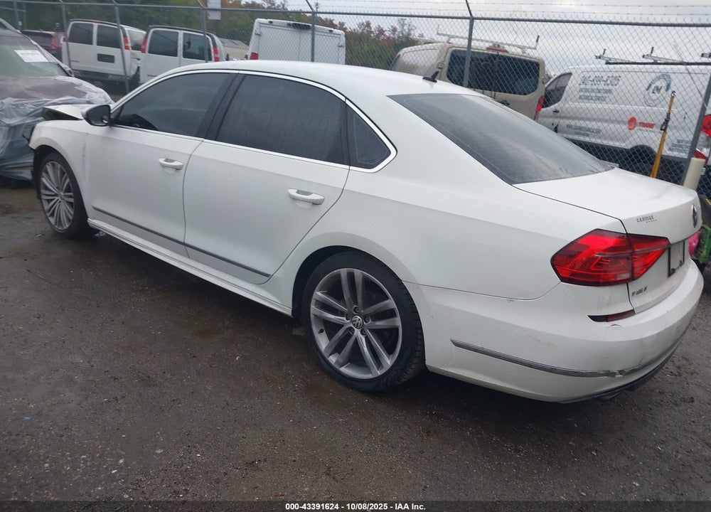2016 VOLKSWAGEN PASSAT VIN: 1VWAT7A35GC031778