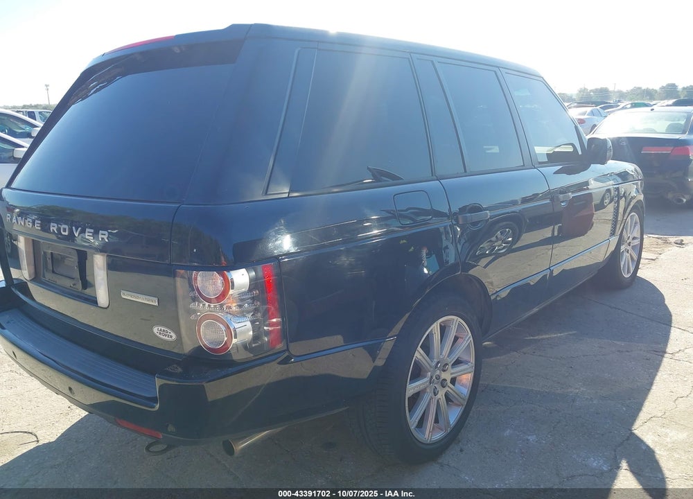 2011 LAND ROVER RANGE ROVER VIN: SALMF1E49BA329514