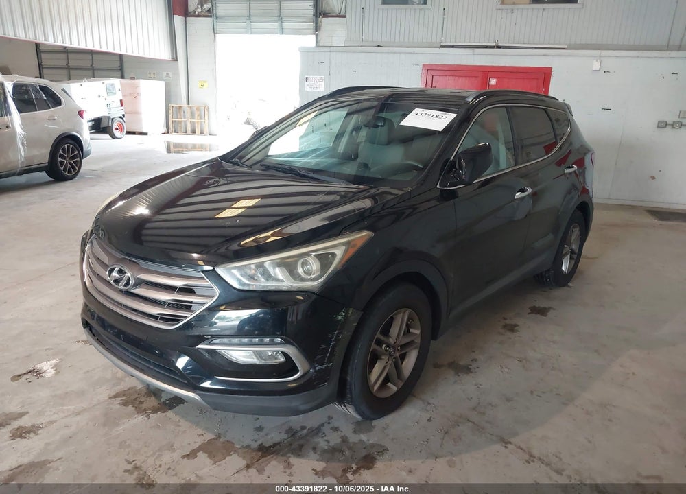 2017 HYUNDAI SANTA FE VIN: 5NMZU3LB9HH009835