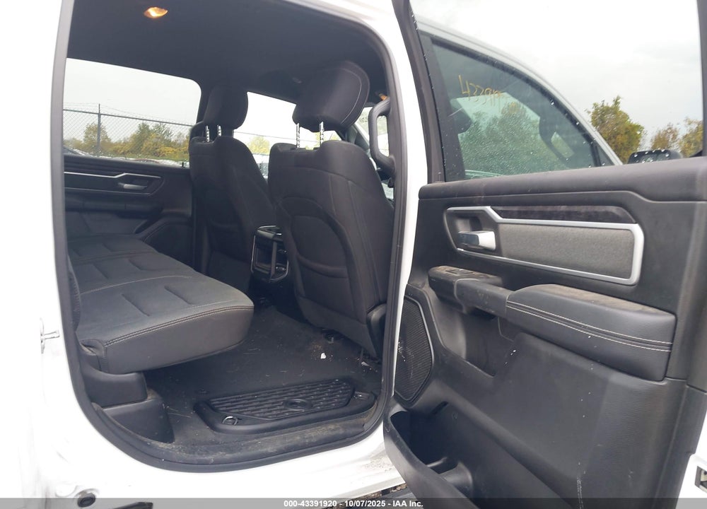 2023 RAM 1500 BIG HORN 4X4 5'7 BOX VIN: 1C6SRFFT0PN595469