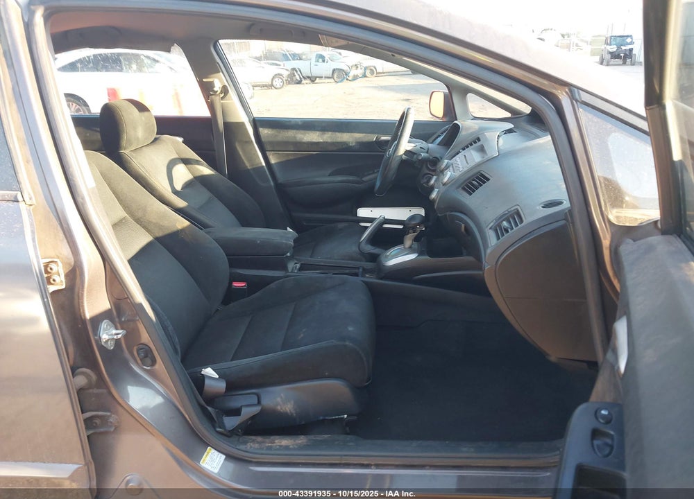2010 HONDA CIVIC VIN: 2HGFA1F64AH518460