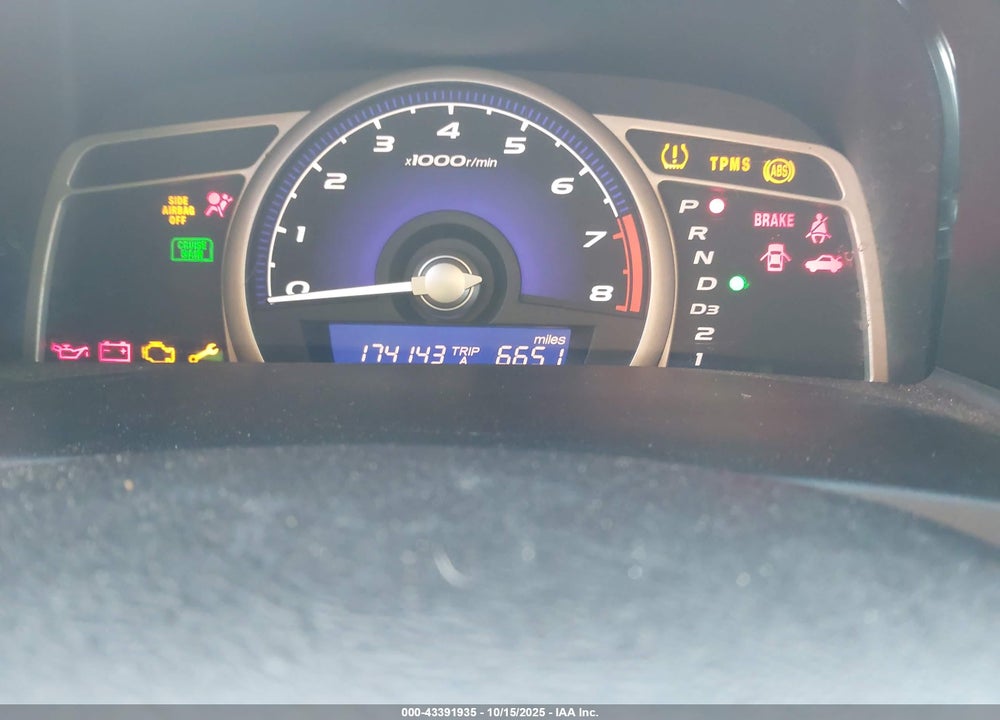 2010 HONDA CIVIC VIN: 2HGFA1F64AH518460
