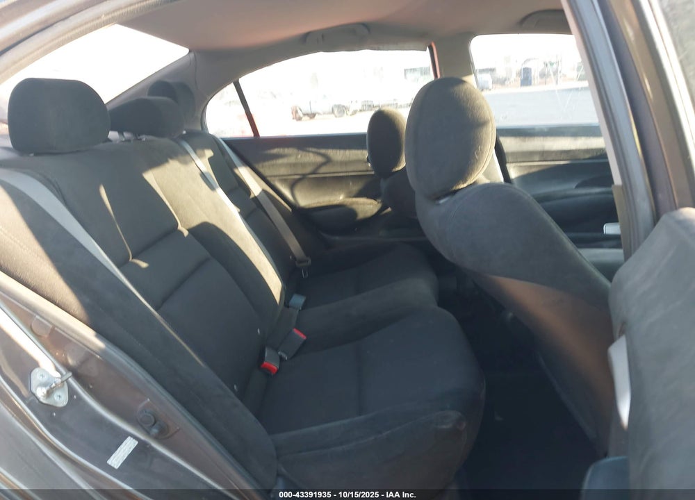 2010 HONDA CIVIC VIN: 2HGFA1F64AH518460