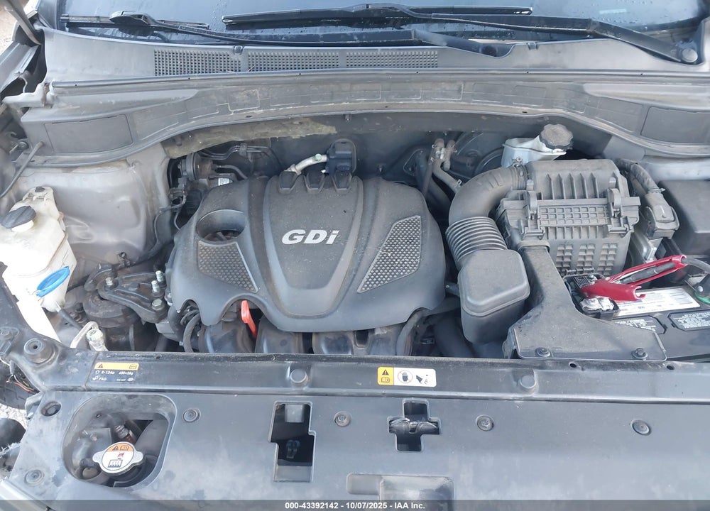 2014 HYUNDAI SANTA FE VIN: 5XYZU3LB2EG200499