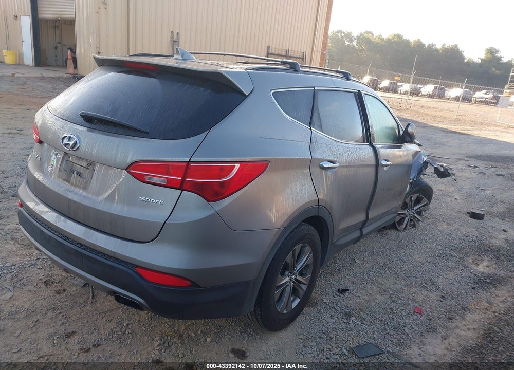 2014 HYUNDAI SANTA FE VIN: 5XYZU3LB2EG200499