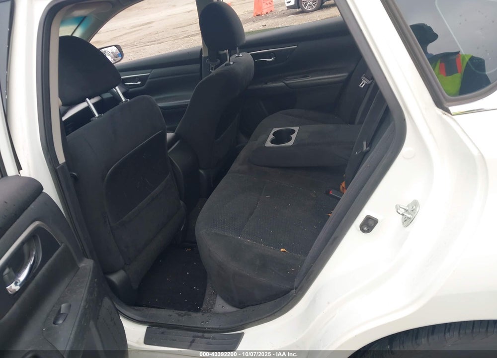 2015 NISSAN ALTIMA 2.5 S VIN: 1N4AL3AP6FC427673