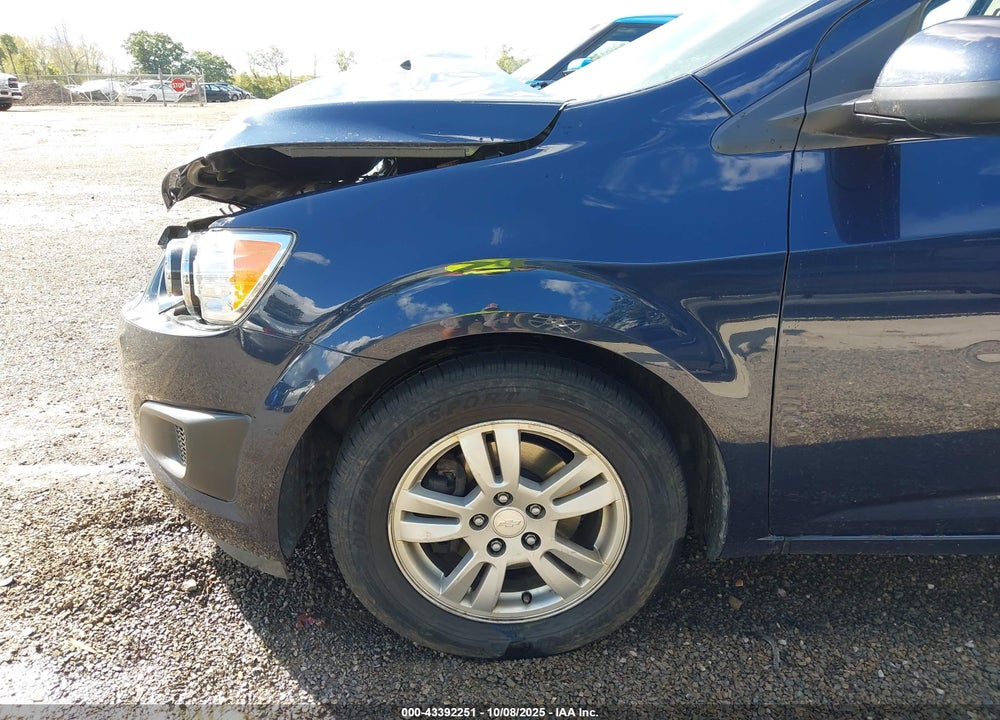 2015 CHEVROLET SONIC VIN: 1G1JC5SH9F4210506