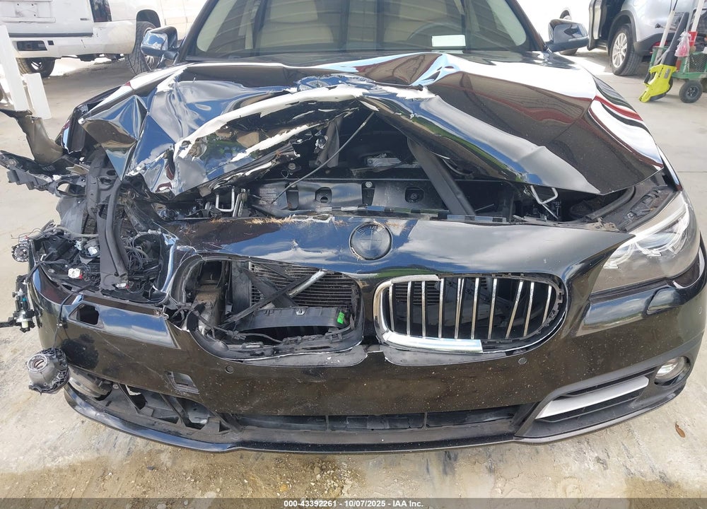 2016 BMW 5 SERIES VIN: WBA5B1C5XGG551466