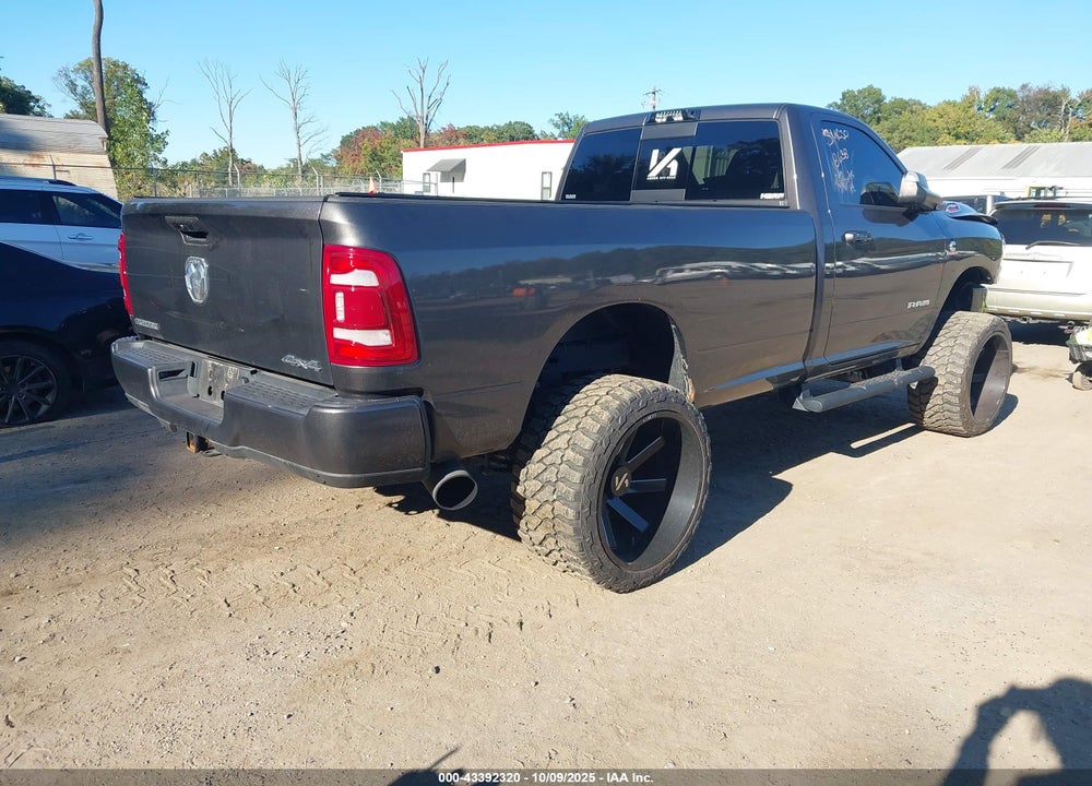 2022 RAM 2500 BIG HORN 4X4 8' BOX VIN: 3C6MR5BL0NG212984