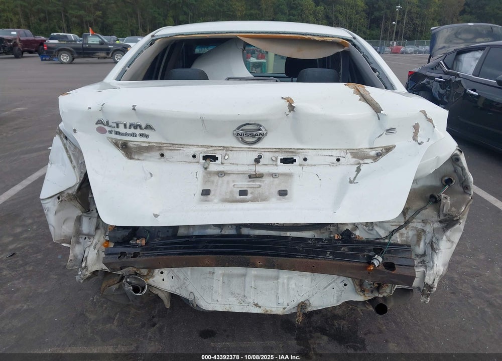 2015 NISSAN ALTIMA VIN: 1N4AL3AP4FN923432