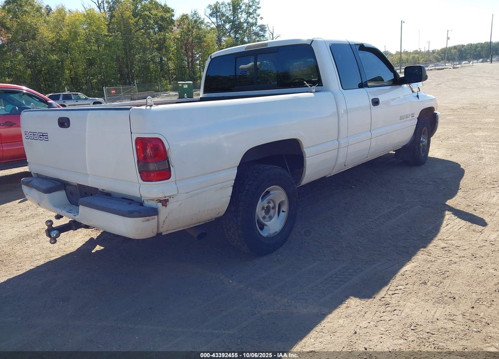 2000 DODGE RAM 1500 ST VIN: 3B7HC13Y6YM205963