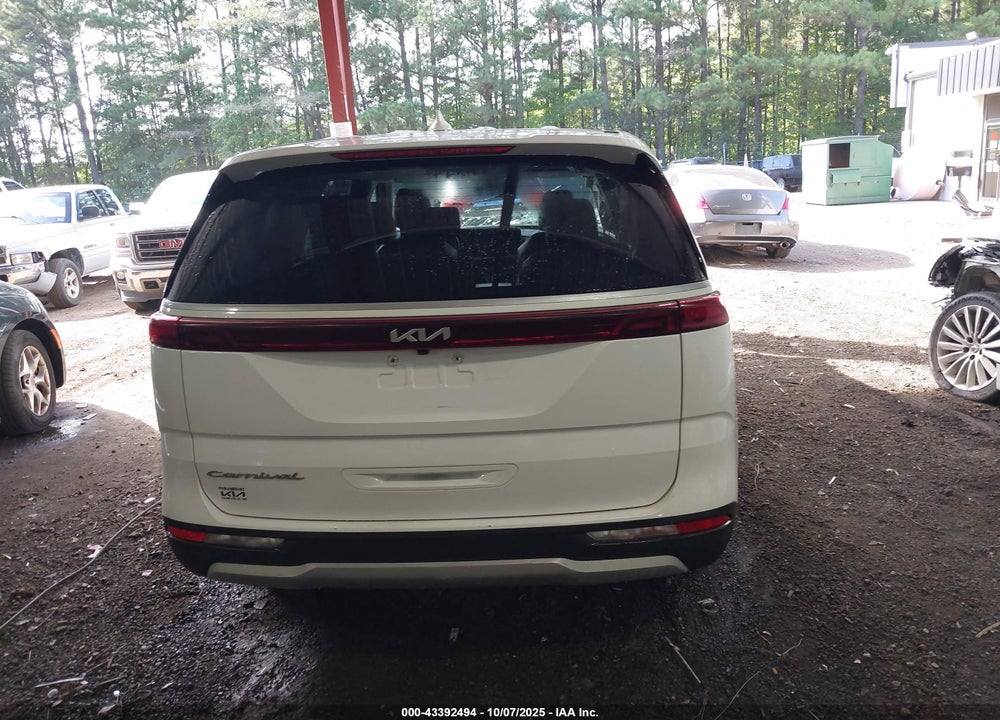 2022 KIA CARNIVAL MPV LX SEAT PACKAGE VIN: KNDNB4H38N6157902