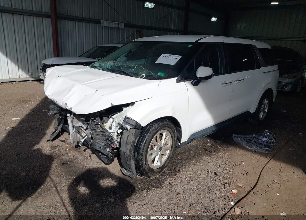 2022 KIA CARNIVAL MPV LX SEAT PACKAGE VIN: KNDNB4H38N6157902