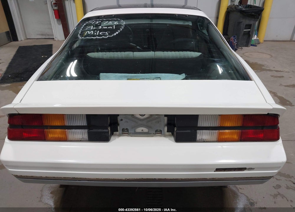 1983 CHEVROLET CAMARO VIN: 1G1AP87H8DN128448