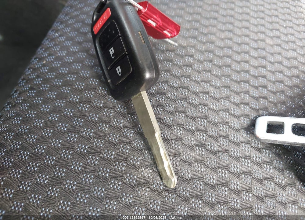 2019 HONDA FIT LX VIN: 3HGGK5H45KM700045
