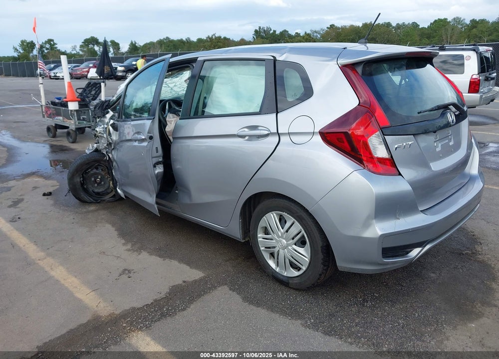 2019 HONDA FIT LX VIN: 3HGGK5H45KM700045