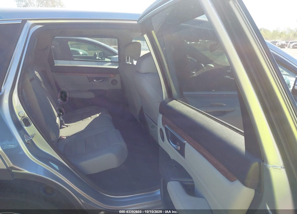 2019 HONDA CR-V VIN: 5J6RW2H83KL011632