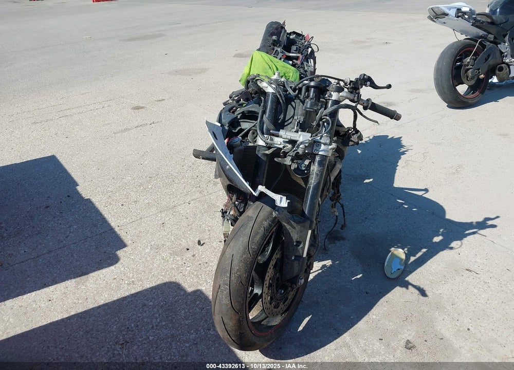 2012 YAMAHA YZFR1 C VIN: JYARN23Y2CA002784