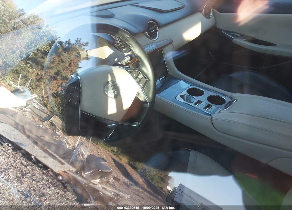 2012 FISKER KARMA VIN: YH4K14AA2CA001739