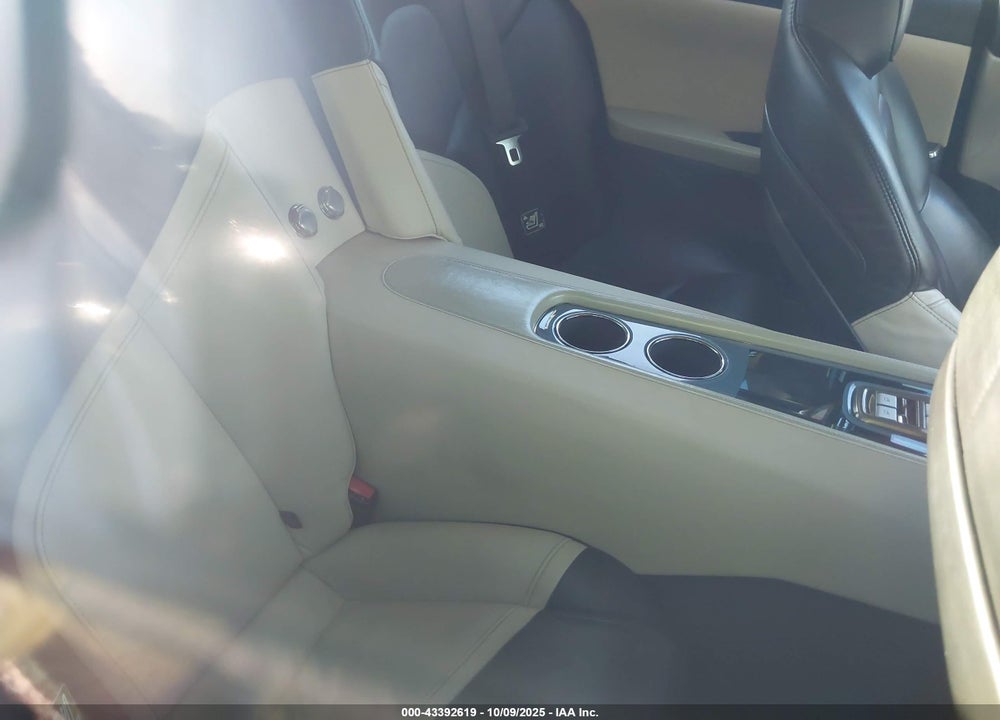 2012 FISKER KARMA VIN: YH4K14AA2CA001739