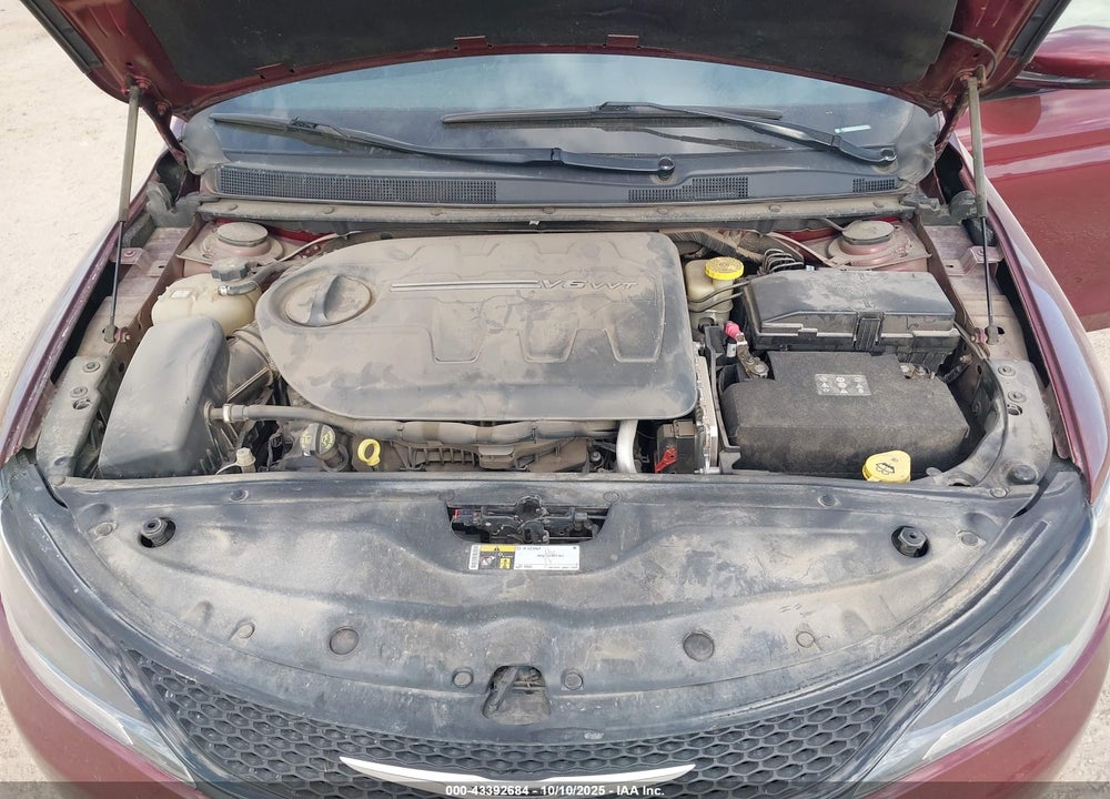 2016 CHRYSLER 200 S VIN: 1C3CCCDG2GN118341