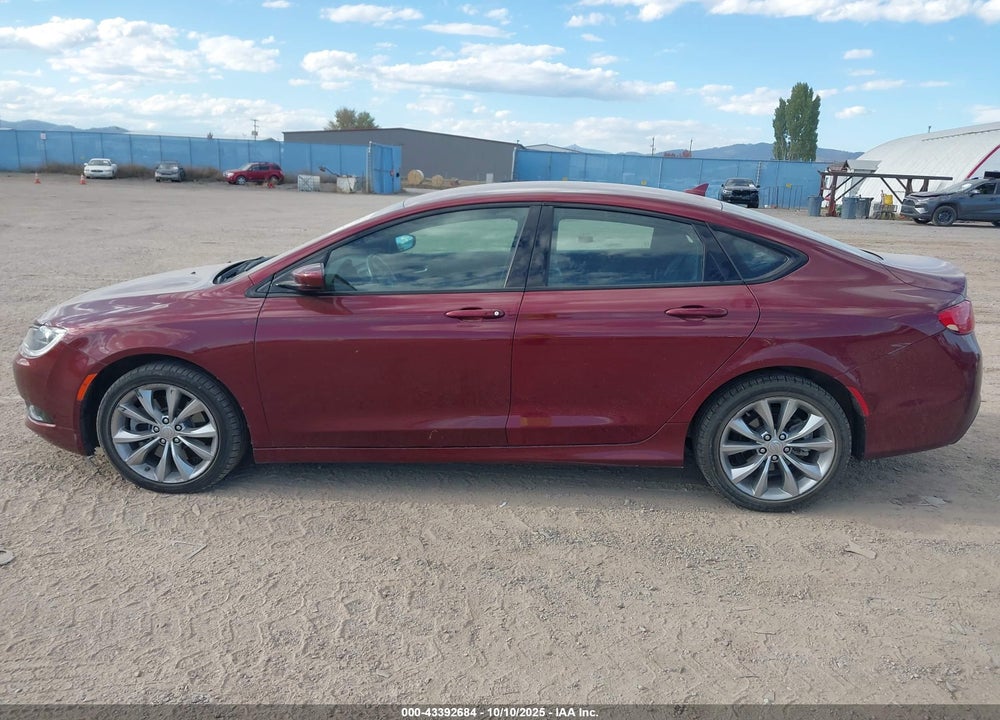 2016 CHRYSLER 200 S VIN: 1C3CCCDG2GN118341