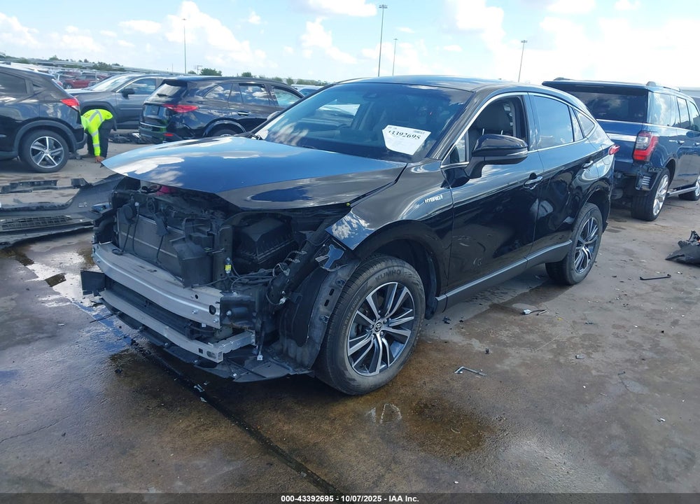 2021 TOYOTA VENZA LE VIN: JTEAAAAH5MJ085960