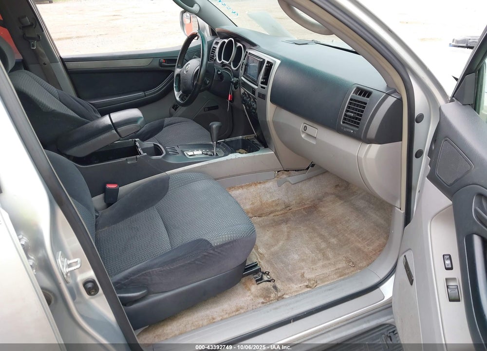 2003 TOYOTA 4RUNNER SR5 SPORT V8 VIN: JTEZT14R130002563