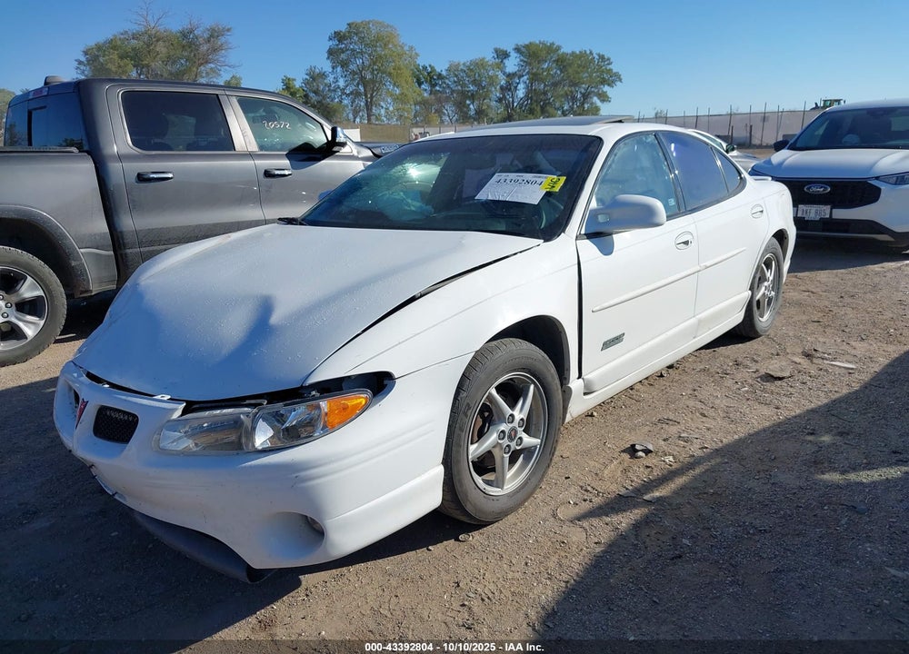 2000 PONTIAC GRAND PRIX GTP VIN: 1G2WR5217YF125528