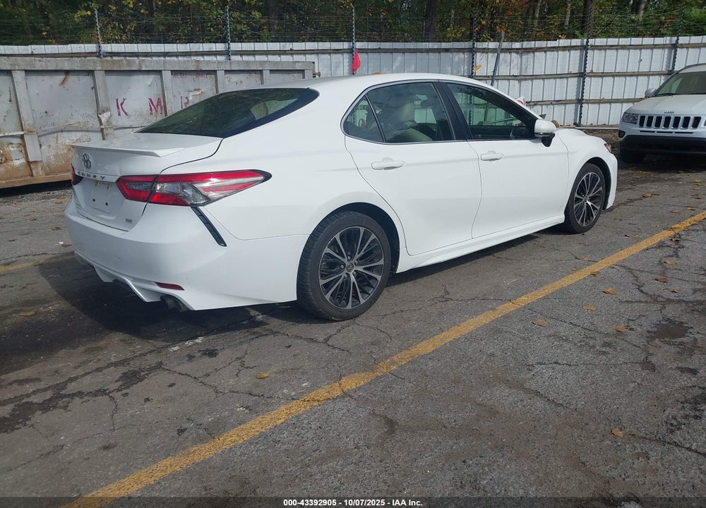 2018 TOYOTA CAMRY SE VIN: JTNB11HK5J3034674
