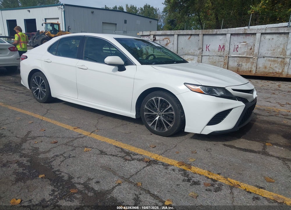 2018 TOYOTA CAMRY SE VIN: JTNB11HK5J3034674