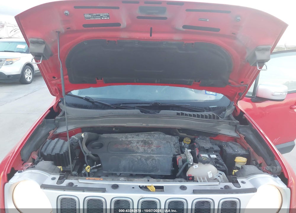 2017 JEEP RENEGADE LIMITED FWD VIN: ZACCJADBXHPE40132