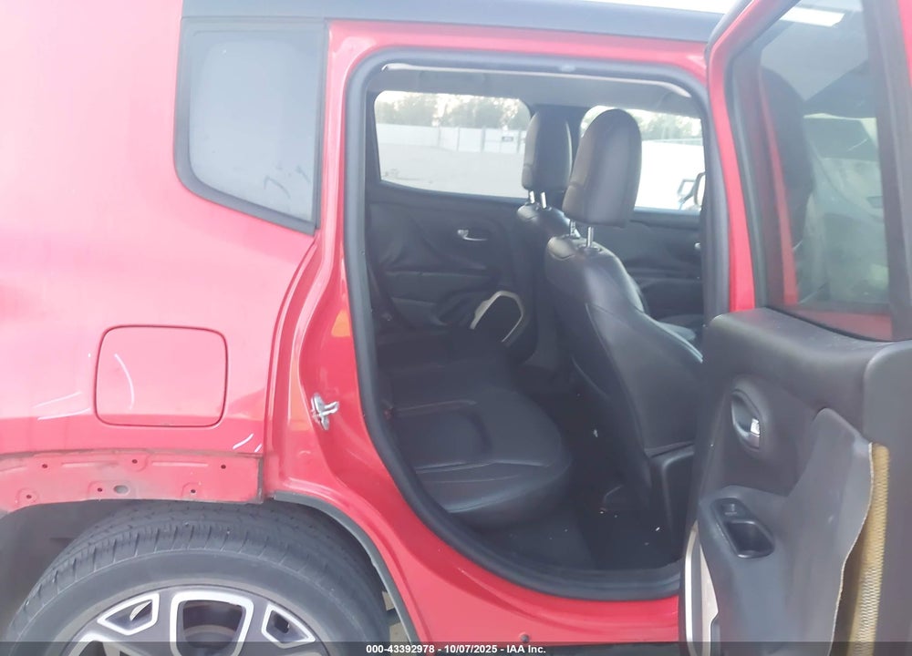2017 JEEP RENEGADE LIMITED FWD VIN: ZACCJADBXHPE40132