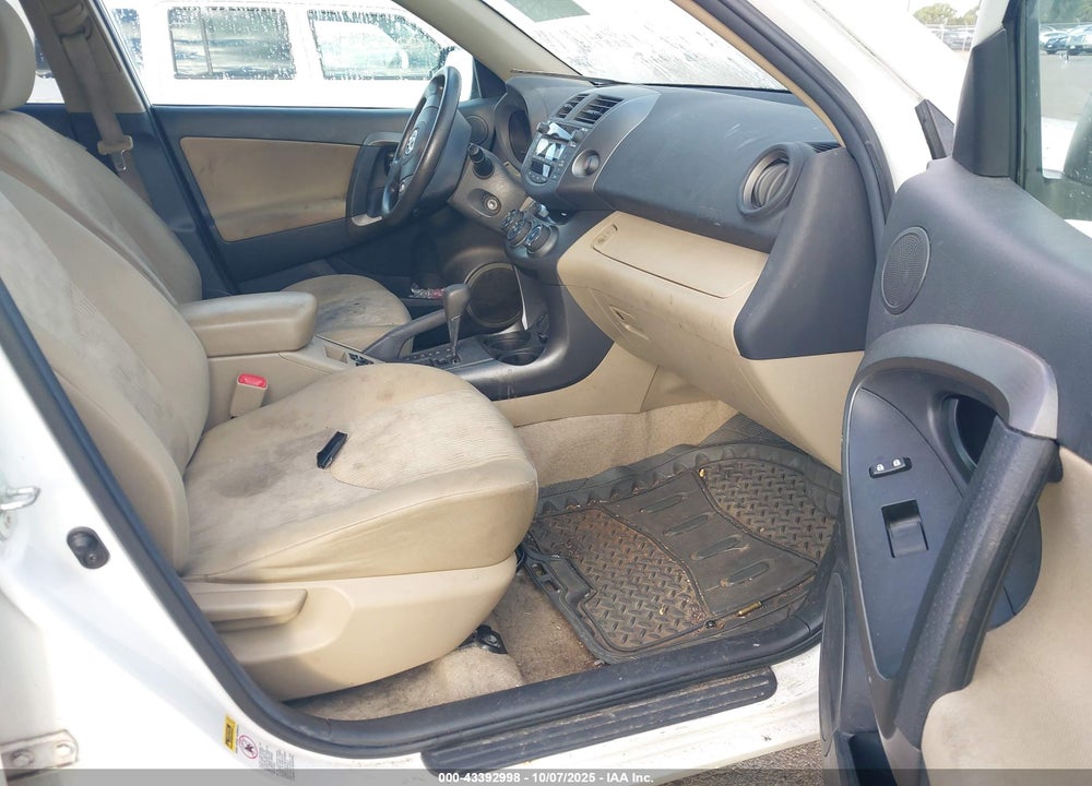 2011 TOYOTA RAV4 VIN: 2T3BF4DV1BW125687