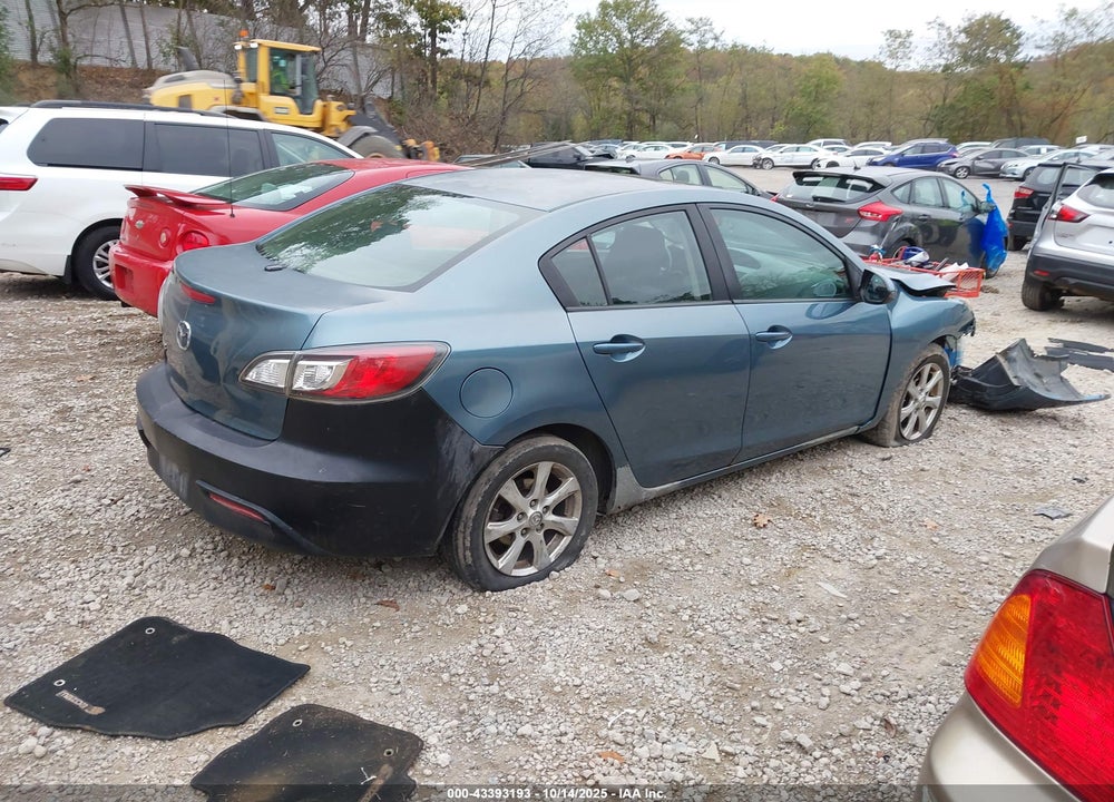 2010 MAZDA 3 VIN: JM1BL1SG5A1170074