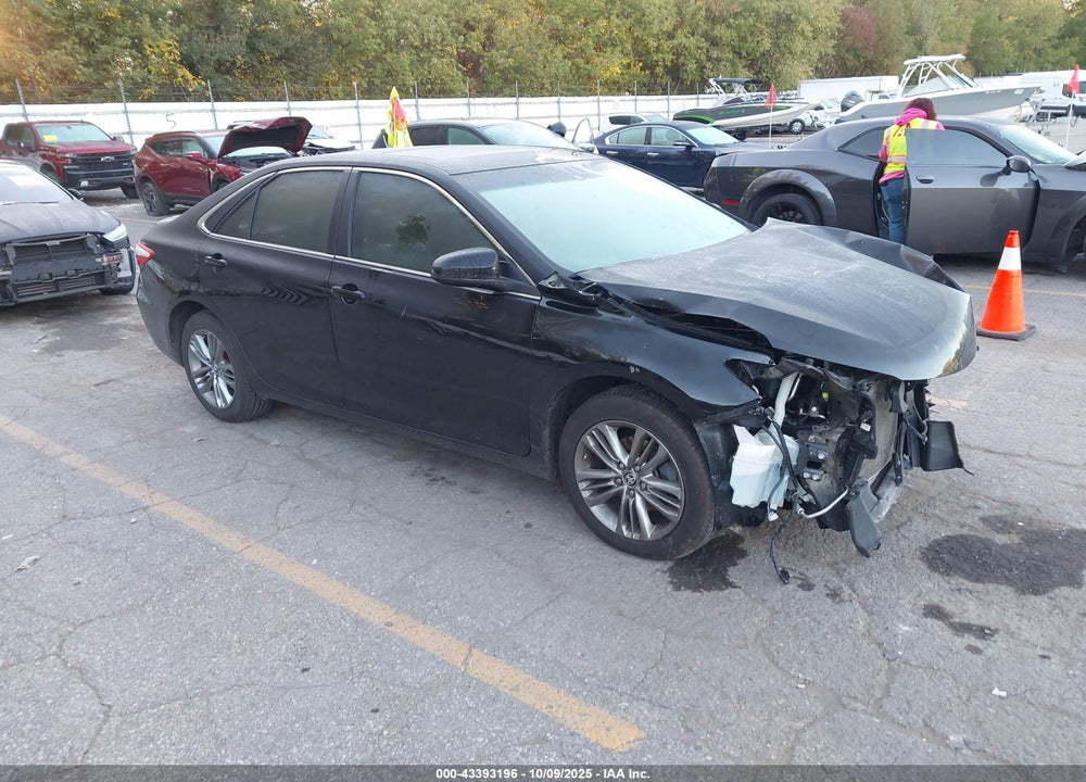 2016 TOYOTA CAMRY SE VIN: 4T1BF1FK6GU524290