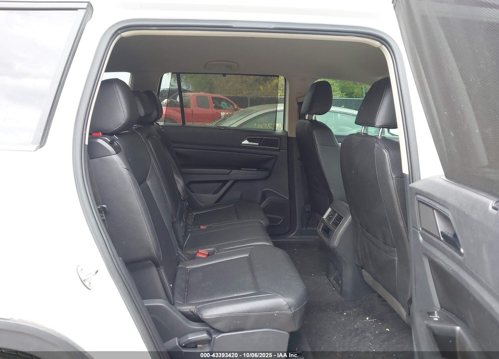 2018 VOLKSWAGEN ATLAS VIN: 1V2CR2CAXJC504590