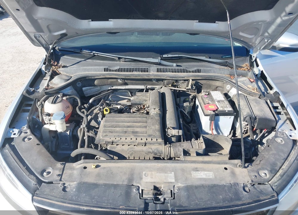 2016 VOLKSWAGEN JETTA VIN: 3VWD67AJXGM320544