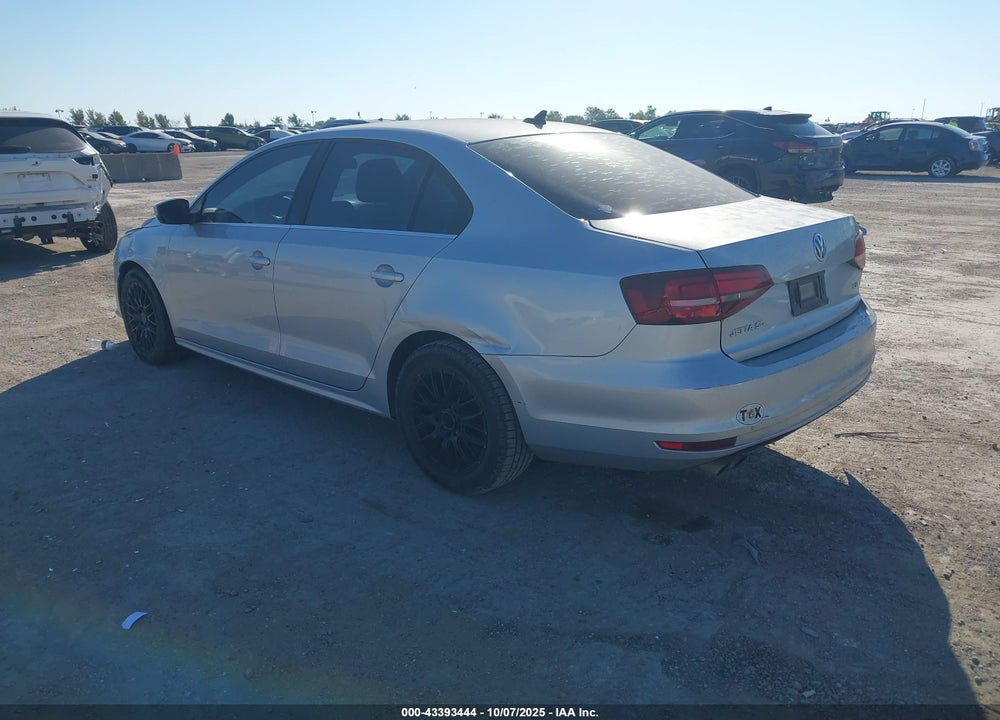 2016 VOLKSWAGEN JETTA VIN: 3VWD67AJXGM320544