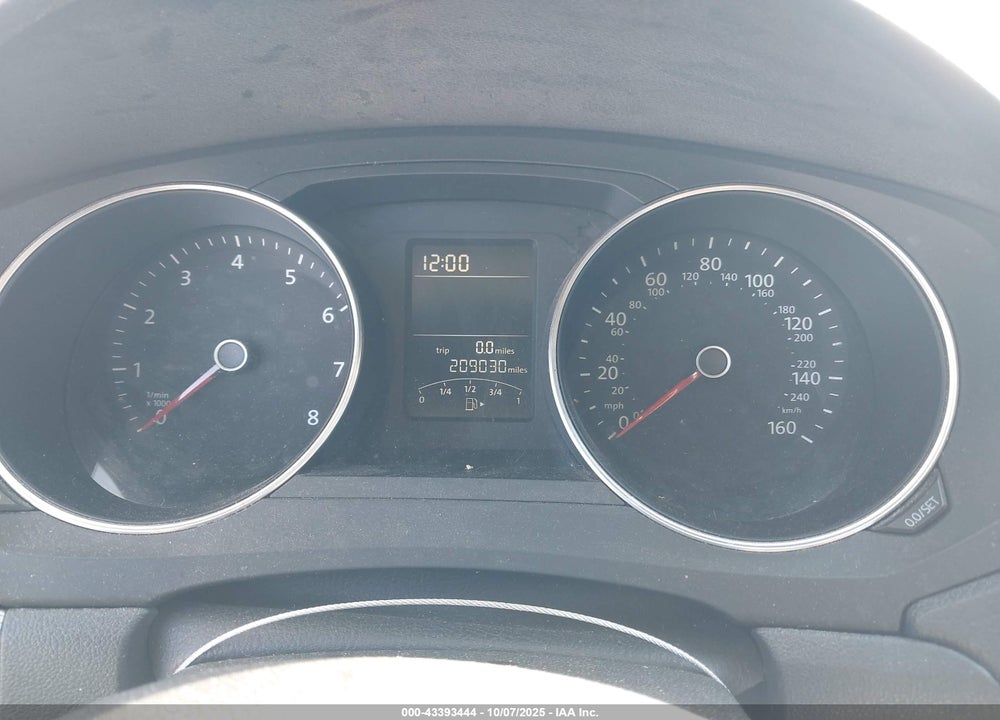 2016 VOLKSWAGEN JETTA VIN: 3VWD67AJXGM320544